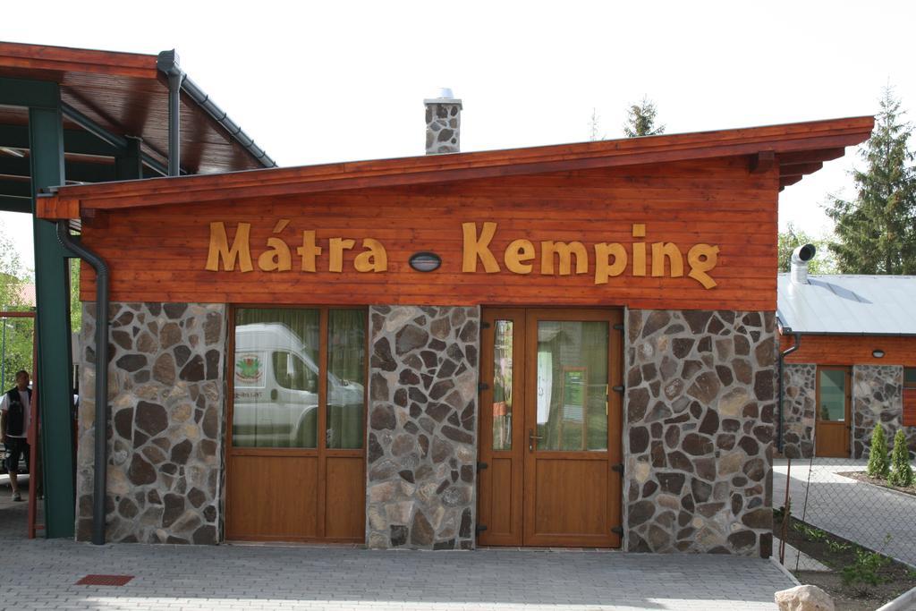 מטרפורד Matra Kemping Apartmanok מראה חיצוני תמונה